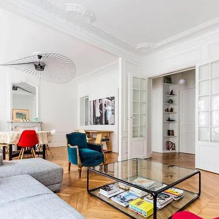 Apartment Contemporary Meets Classic By The Catacombes Paris