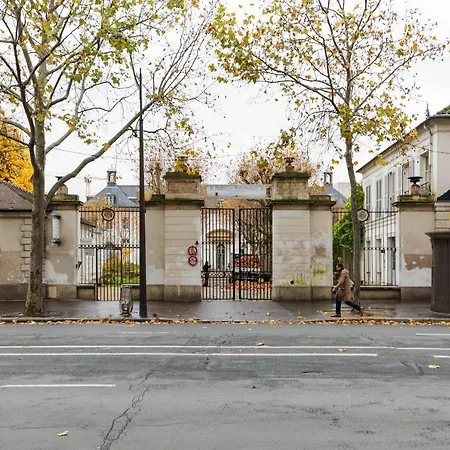 Contemporary Meets Classic By The Catacombes * Paris